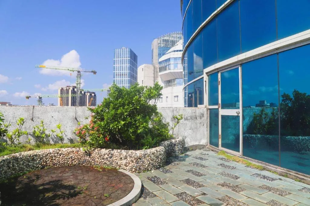 Golden Sea View Hotel Haikou