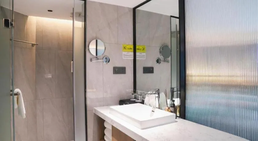 Golden Sea View Hotel Haikou