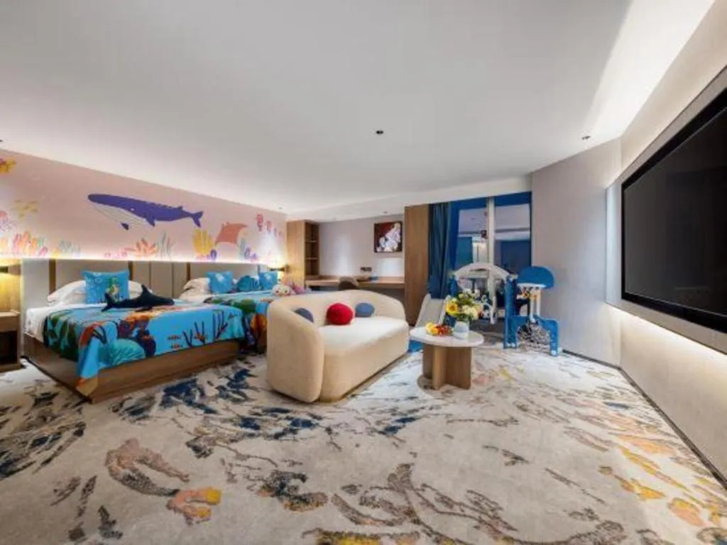 Bed in Golden Sea View Hotel Haikou