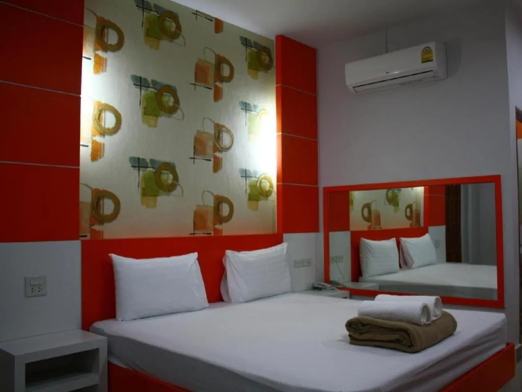 Bed in Sabai Ez Hotel