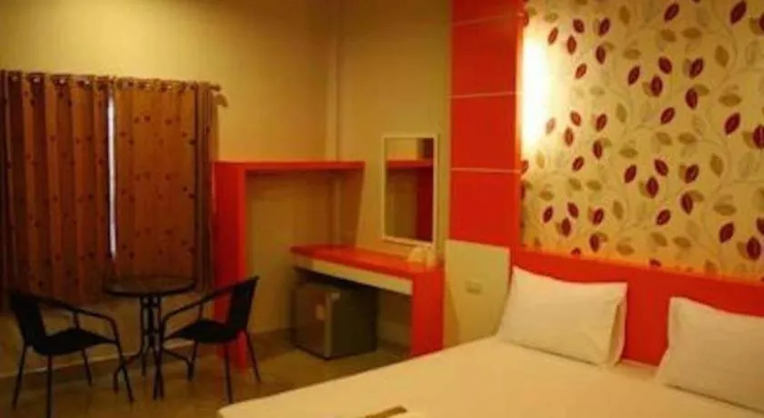 Bed in Sabai Ez Hotel