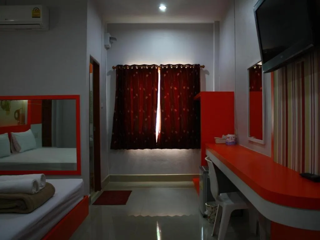 Bed in Sabai Ez Hotel