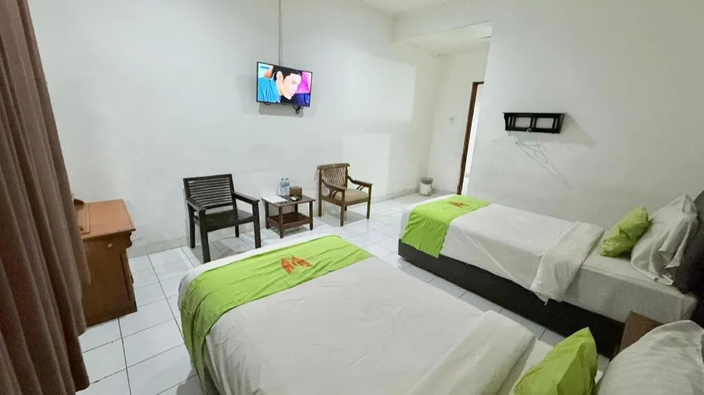 Bed in Hotel Huswah Airport