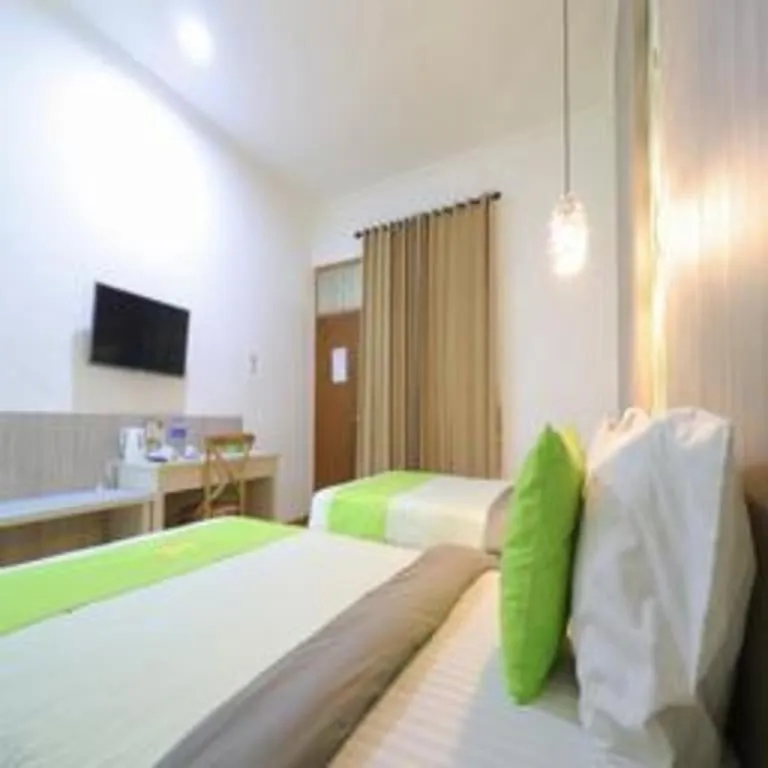 Bed in Hotel Huswah Airport