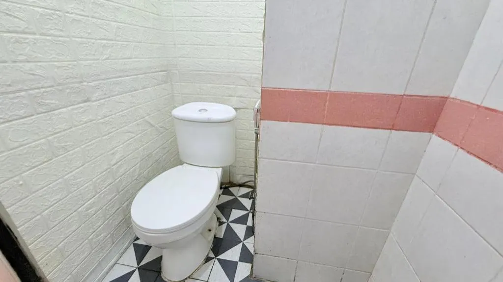 Hotel Huswah Airport