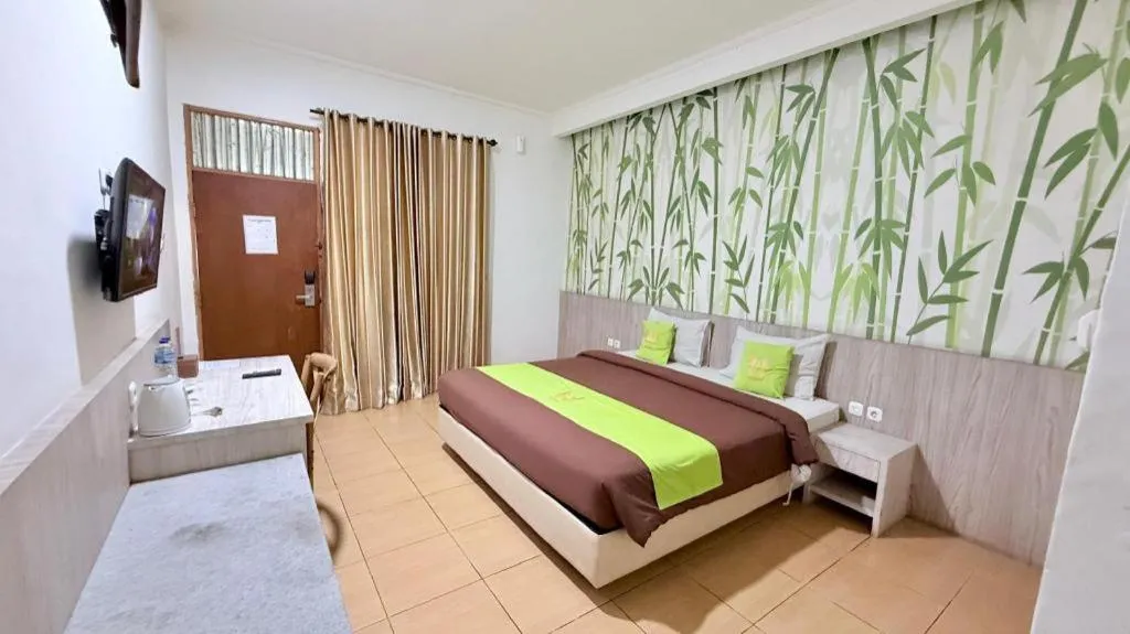 Bed in Hotel Huswah Airport