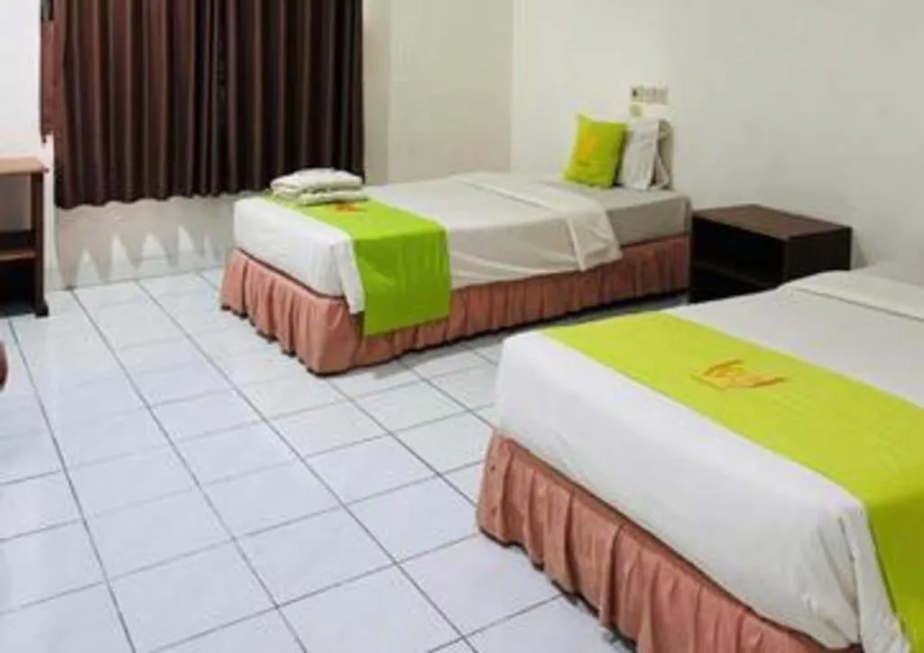 Bed in Hotel Huswah Airport