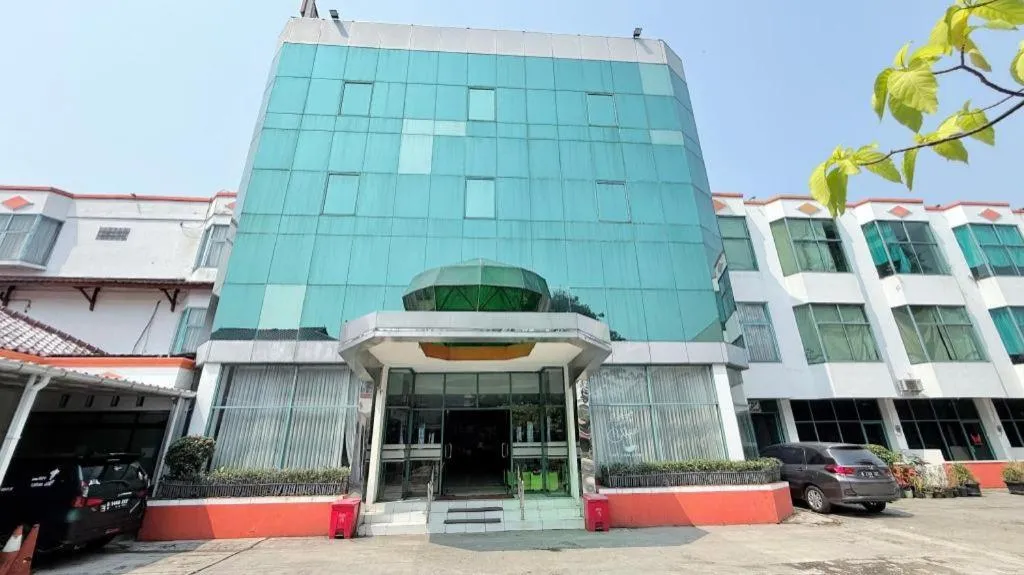 Hotel Huswah Airport