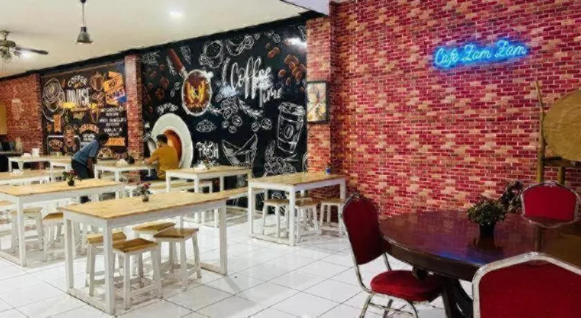 Hotel Huswah Airport