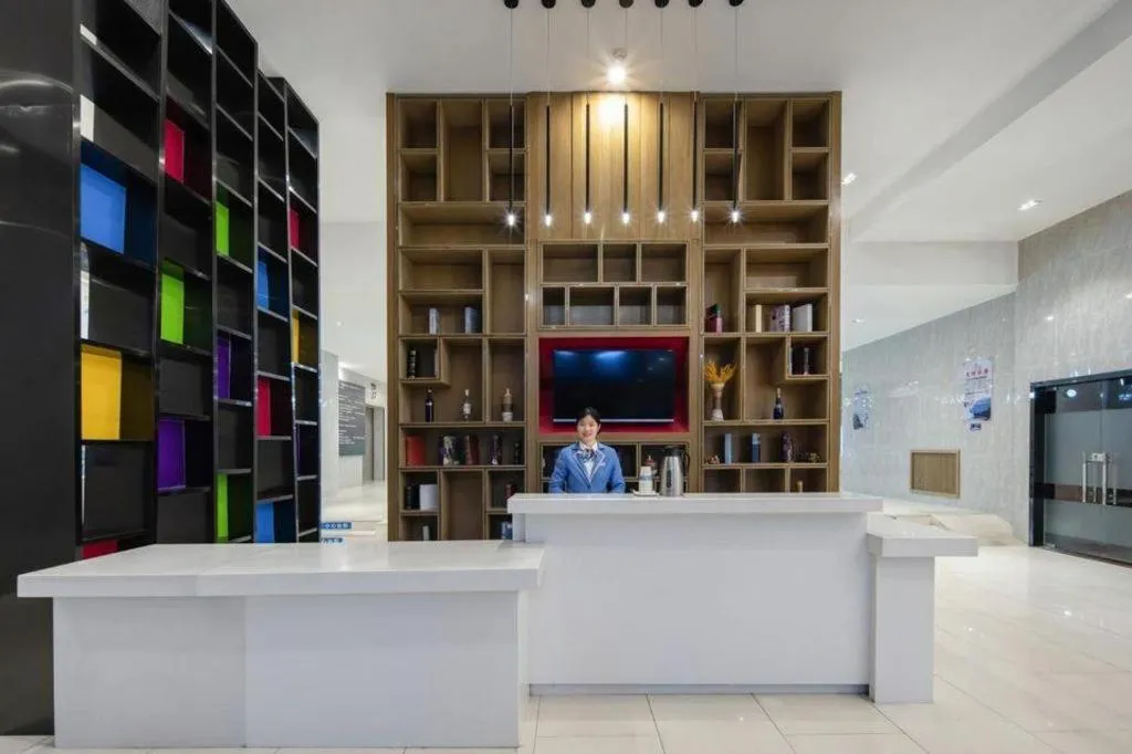 Echarm Hotel Beihai Railway Station