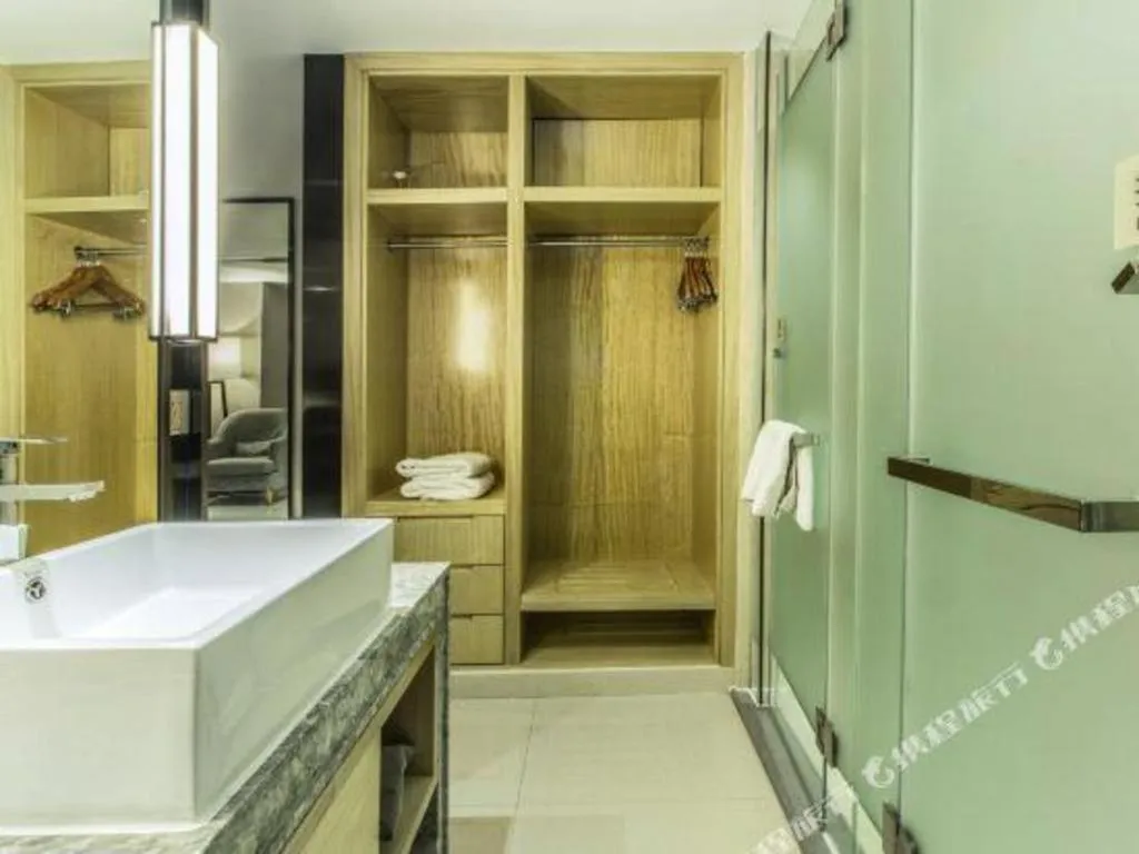 Echarm Hotel Beihai Railway Station