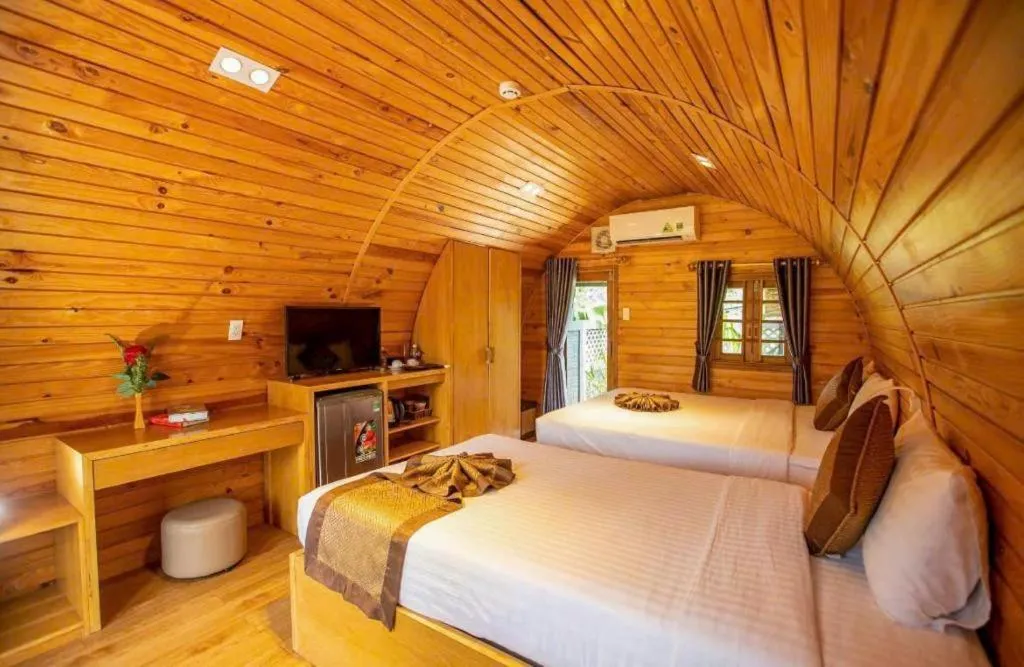 Bed in Doan Gia Resort