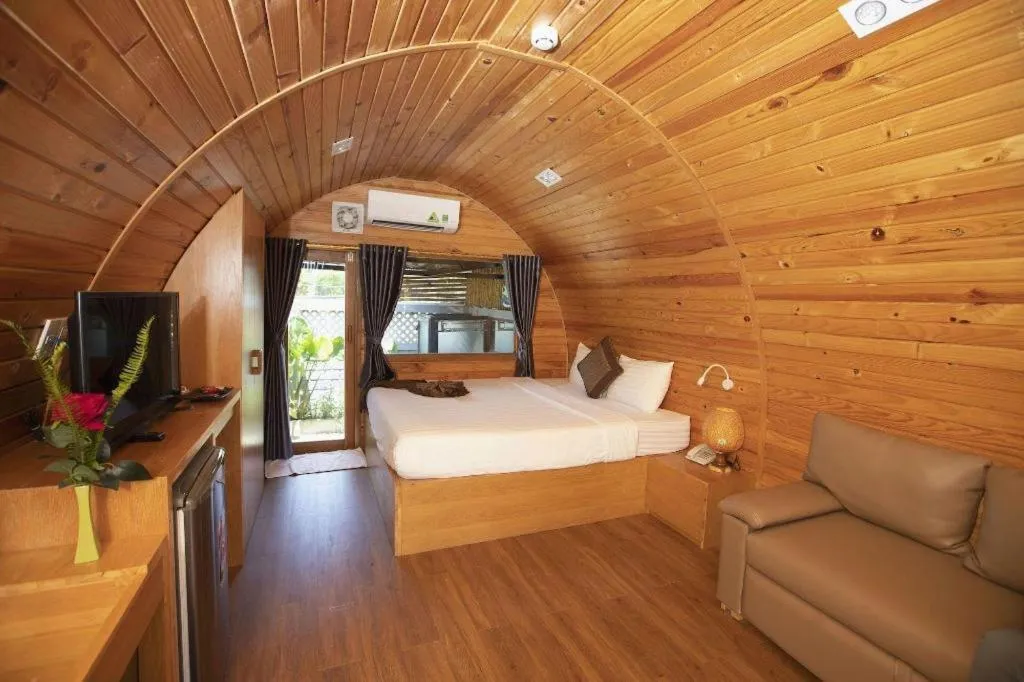 Bed in Doan Gia Resort