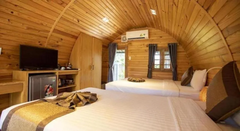 Bed in Doan Gia Resort