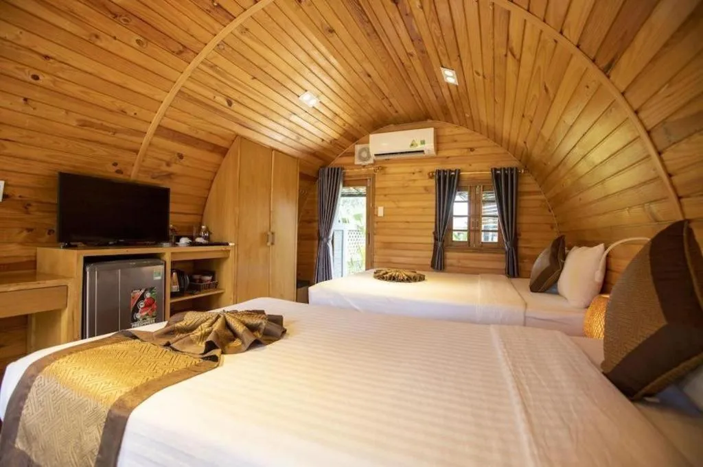 Bed in Doan Gia Resort