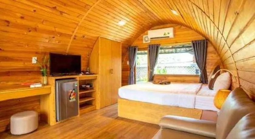 Bed in Doan Gia Resort