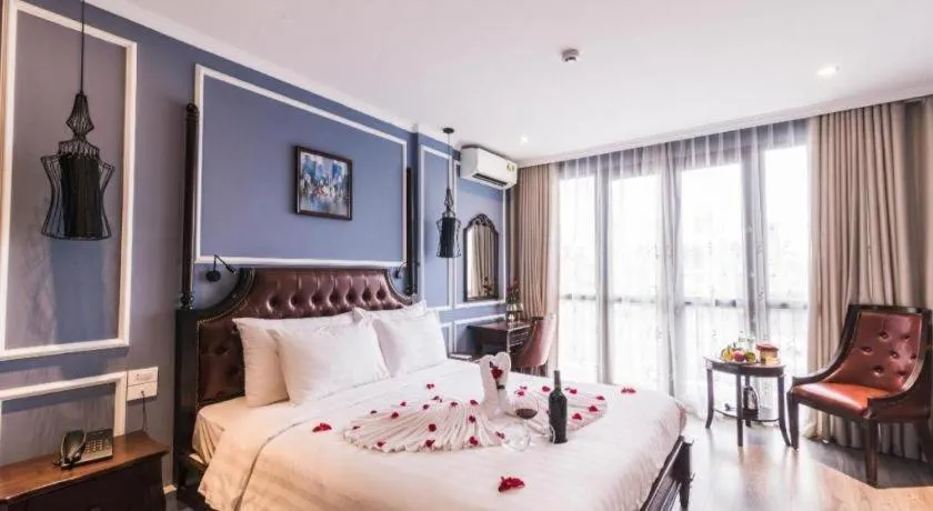 Bed in Ha Noi Crystal Pearl Hotel