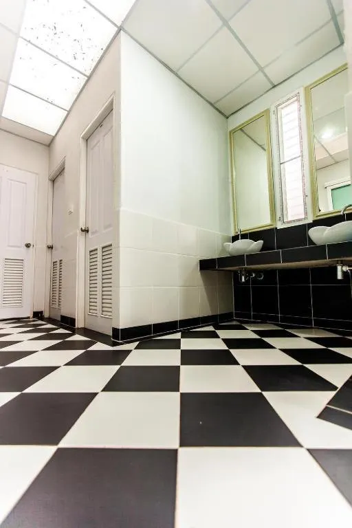 Varee Valley Resort and Restaurant