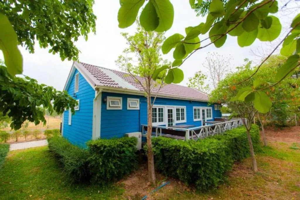 Varee Valley Resort and Restaurant