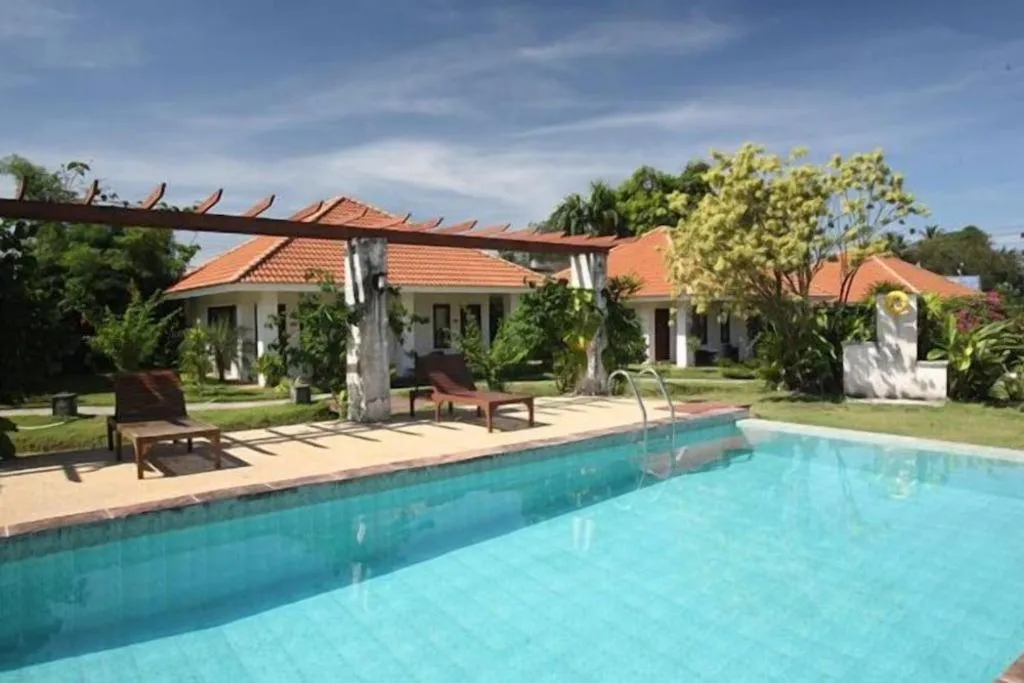 Baan Chuengkao Resort