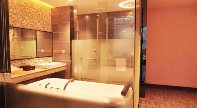 Bed in Hangzhou Berman Hotel