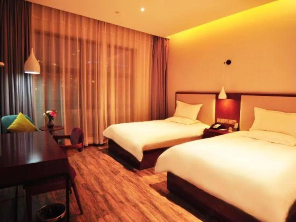 Bed in Hangzhou Berman Hotel