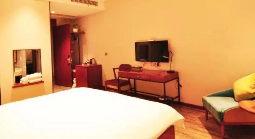 Bed in Hangzhou Berman Hotel