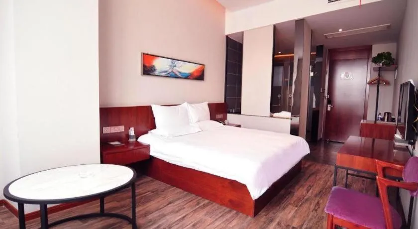 Bed in Hangzhou Berman Hotel