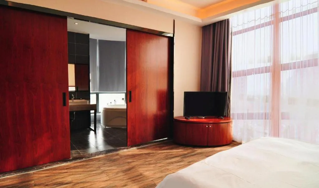 Bed in Hangzhou Berman Hotel