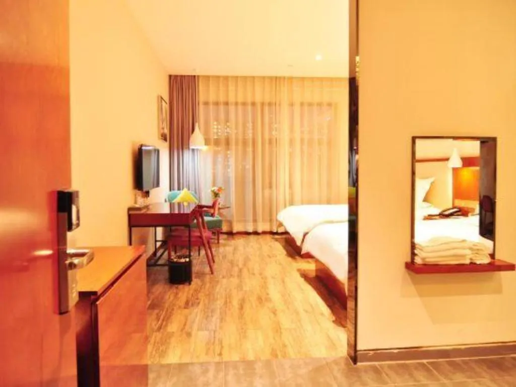 Bed in Hangzhou Berman Hotel