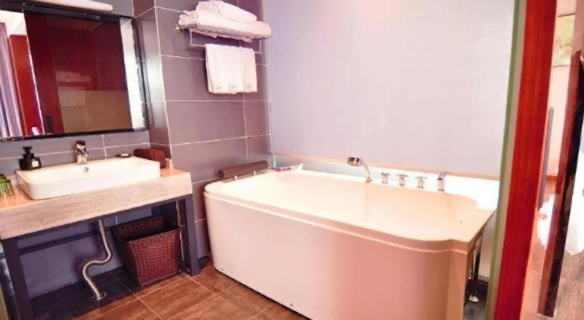 Hangzhou Berman Hotel