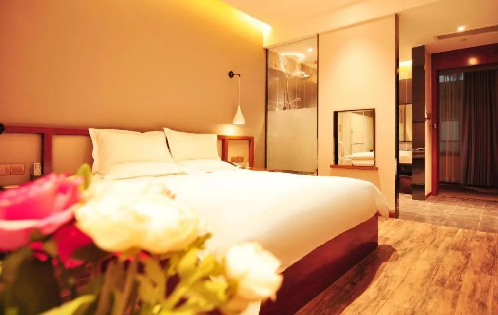 Bed in Hangzhou Berman Hotel