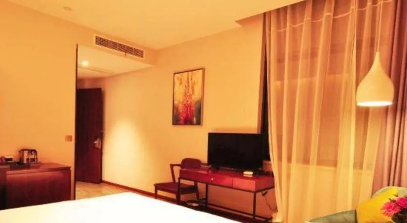 Bed in Hangzhou Berman Hotel