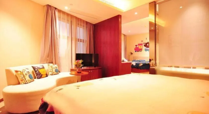 Bed in Hangzhou Berman Hotel