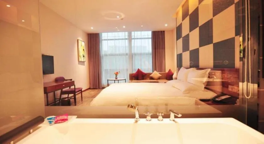 Bed in Hangzhou Berman Hotel