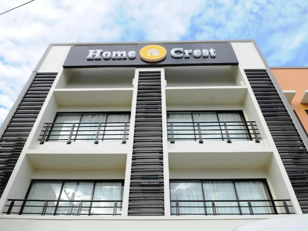 Home Crest Hotel