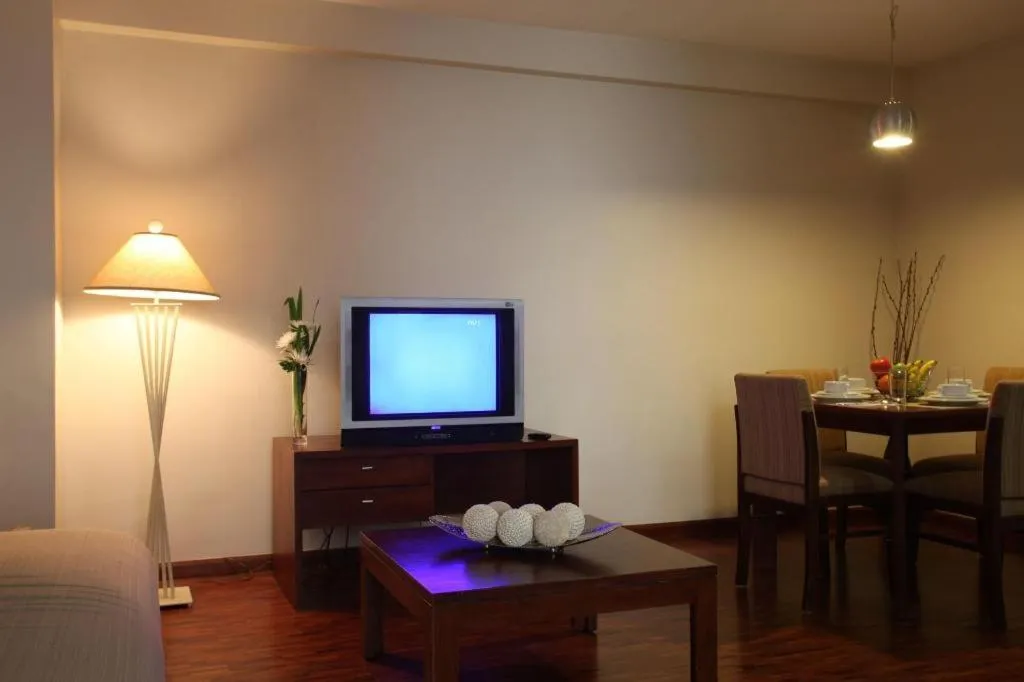 Amorsolo Mansion Hotel