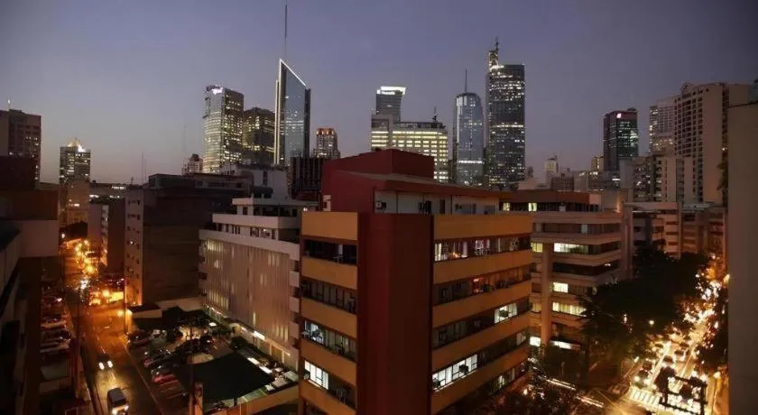 Amorsolo Mansion Hotel