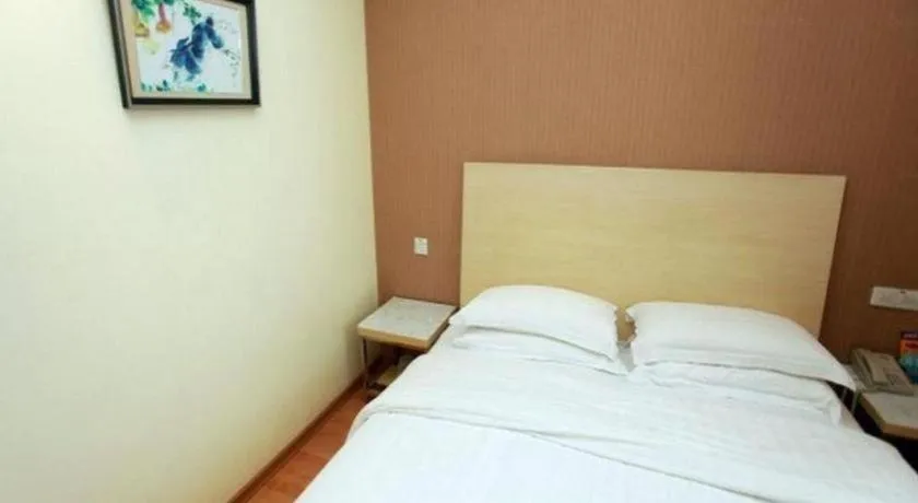 Bed in Anyi 158 Hotel Fuqin