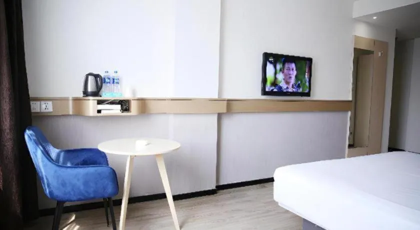 Bed in City Comfort Inn Nanning Shanglin Longhu Road