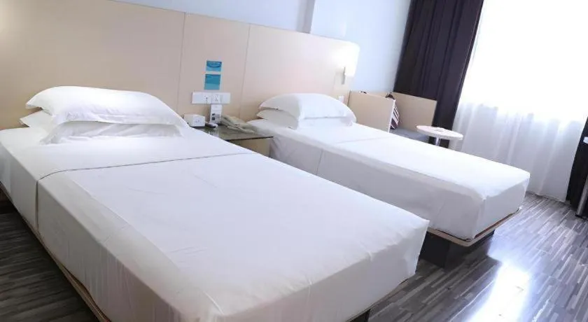 Bed in City Comfort Inn Nanning Shanglin Longhu Road