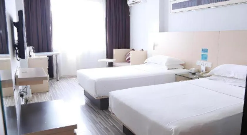 Bed in City Comfort Inn Nanning Shanglin Longhu Road