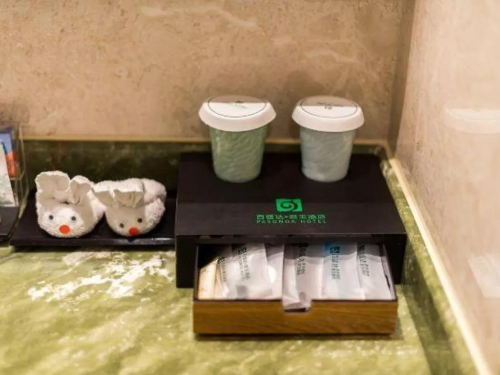 Rezen Hotel Pasonda Junyu