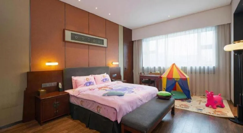 Bed in Rezen Hotel Pasonda Junyu