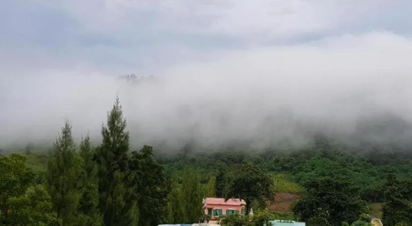 Rak Na Suan Pueng Resort