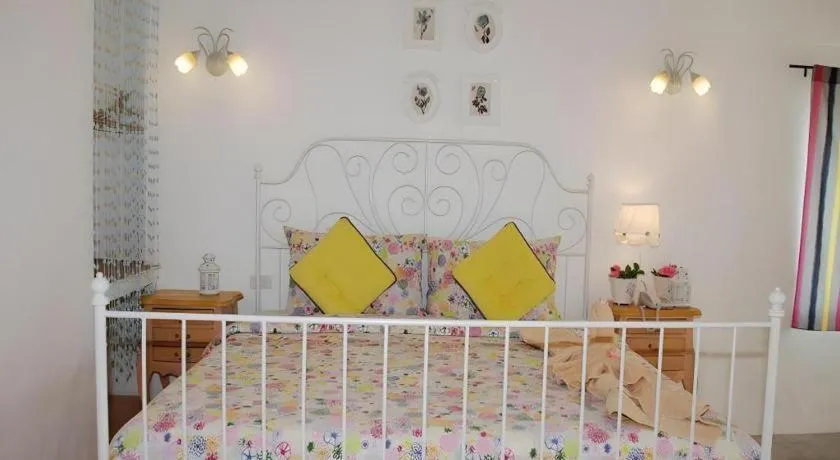 Bed in Rak Na Suan Pueng Resort