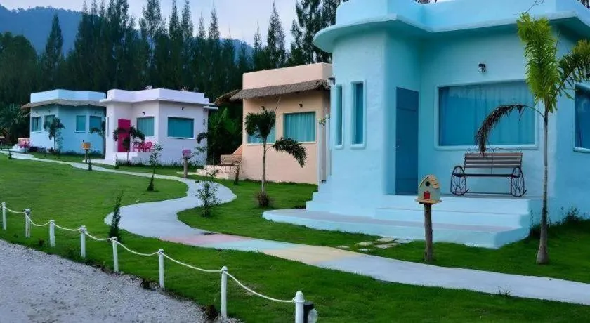 Rak Na Suan Pueng Resort