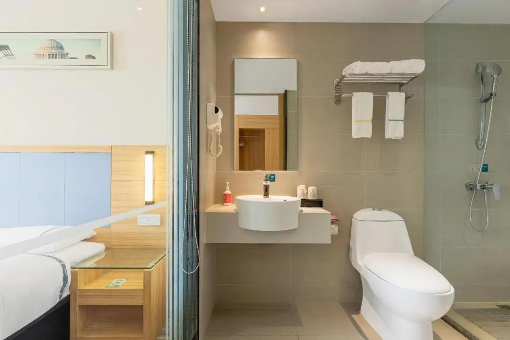 City Comfort Inn Baise Uprising Memorial Park Laiyu