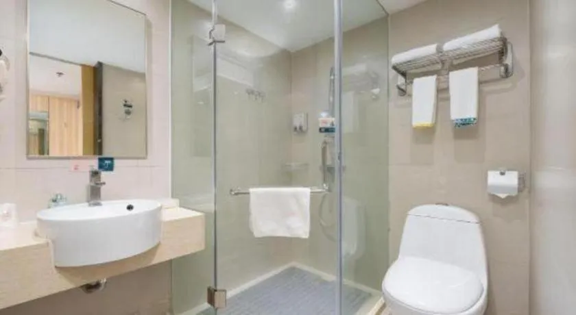 City Comfort Inn Baise Uprising Memorial Park Laiyu