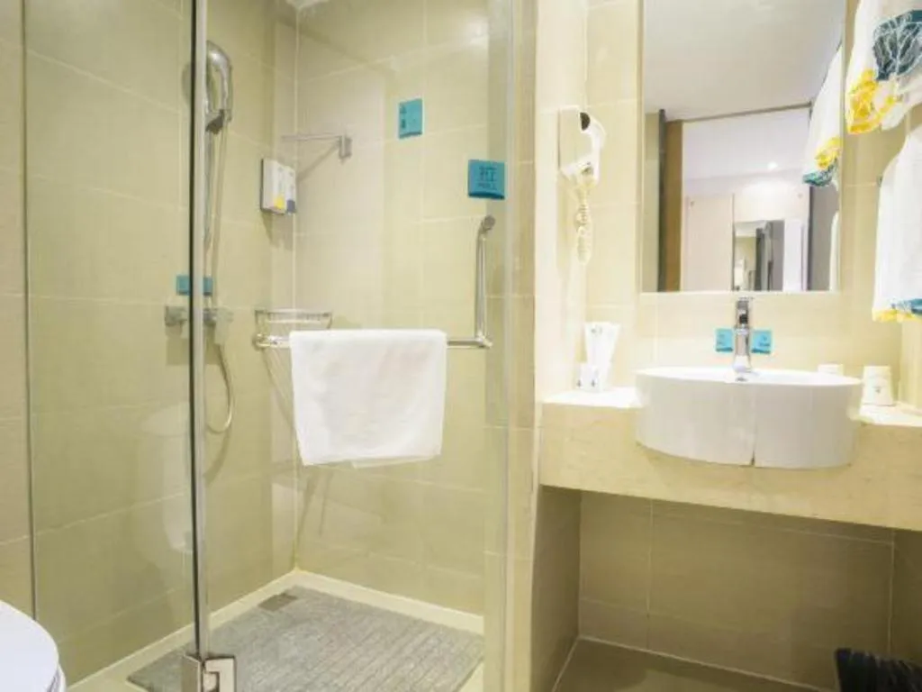 City Comfort Inn Baise Uprising Memorial Park Laiyu